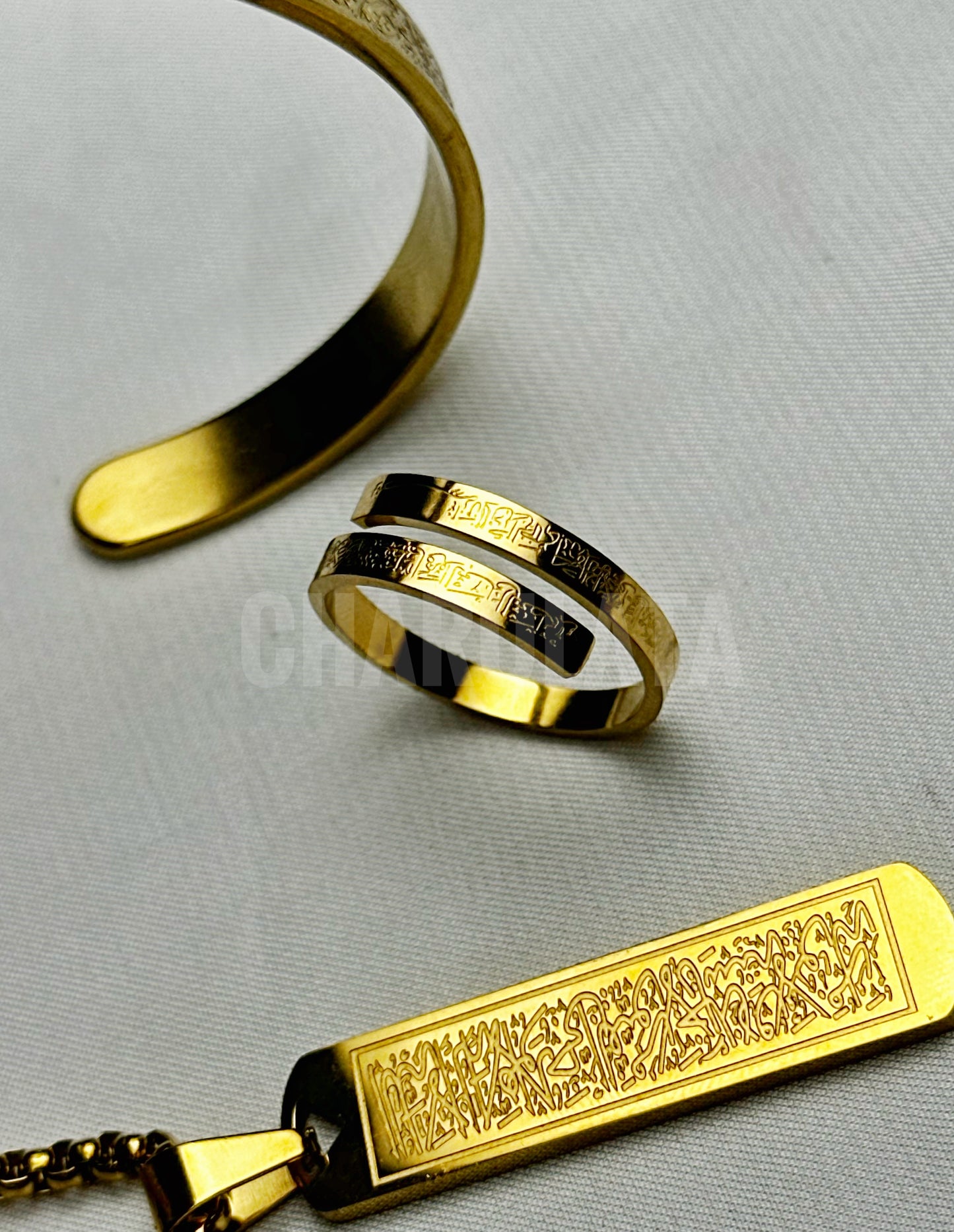 (3 in 1 Combo)Golden Ayat Al-Kursi Flat Pendant + Ayat Al-Kursi Ring + Ayat Al-Kursi Bracelet