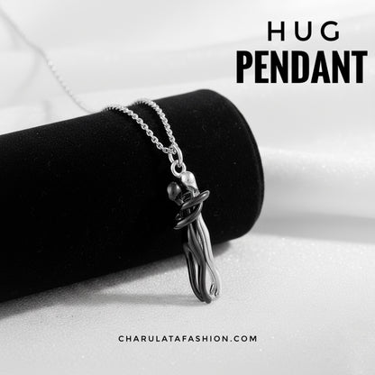 Hug Pendant