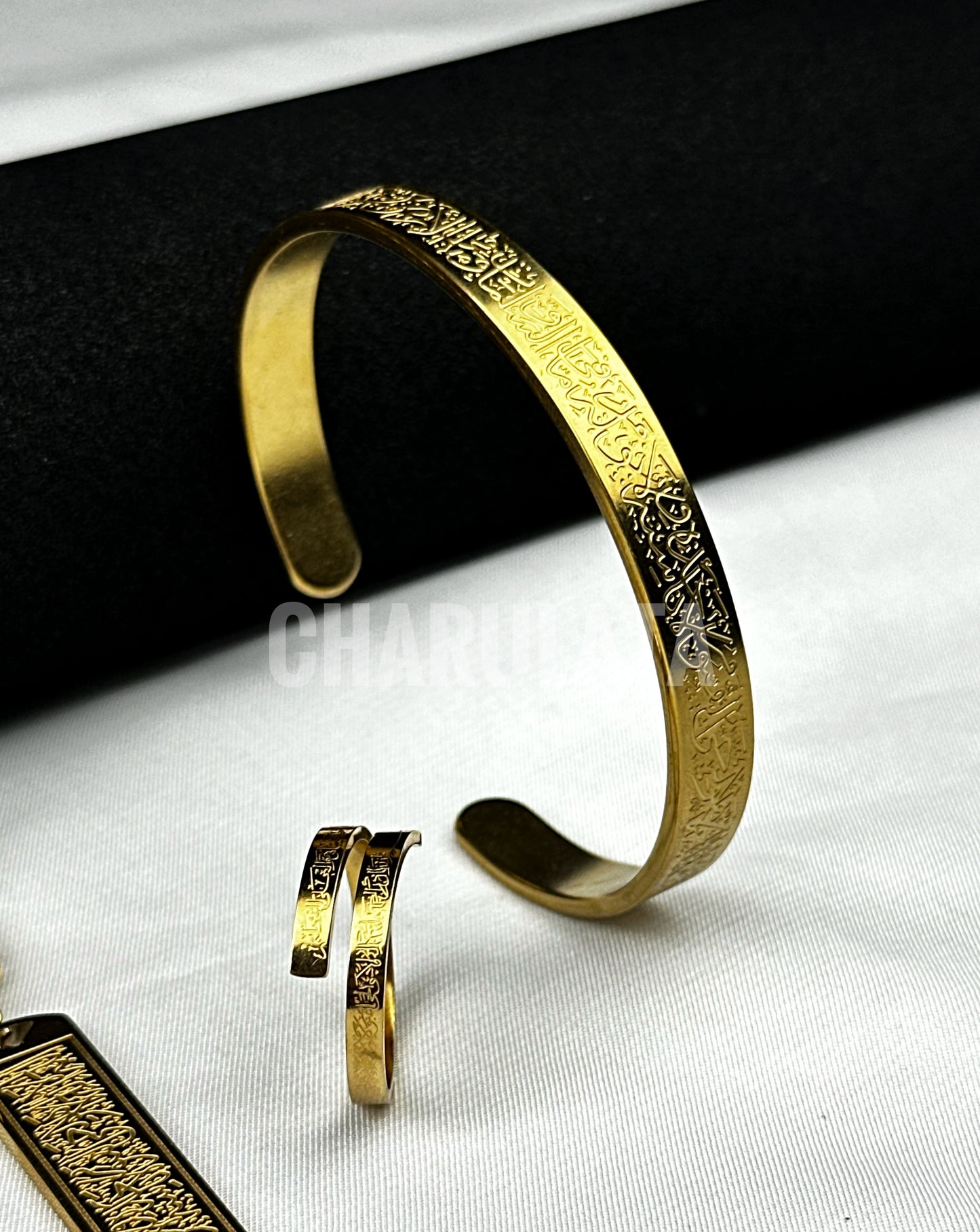 (3 in 1 Combo)Golden Ayat Al-Kursi Flat Pendant + Ayat Al-Kursi Ring + Ayat Al-Kursi Bracelet
